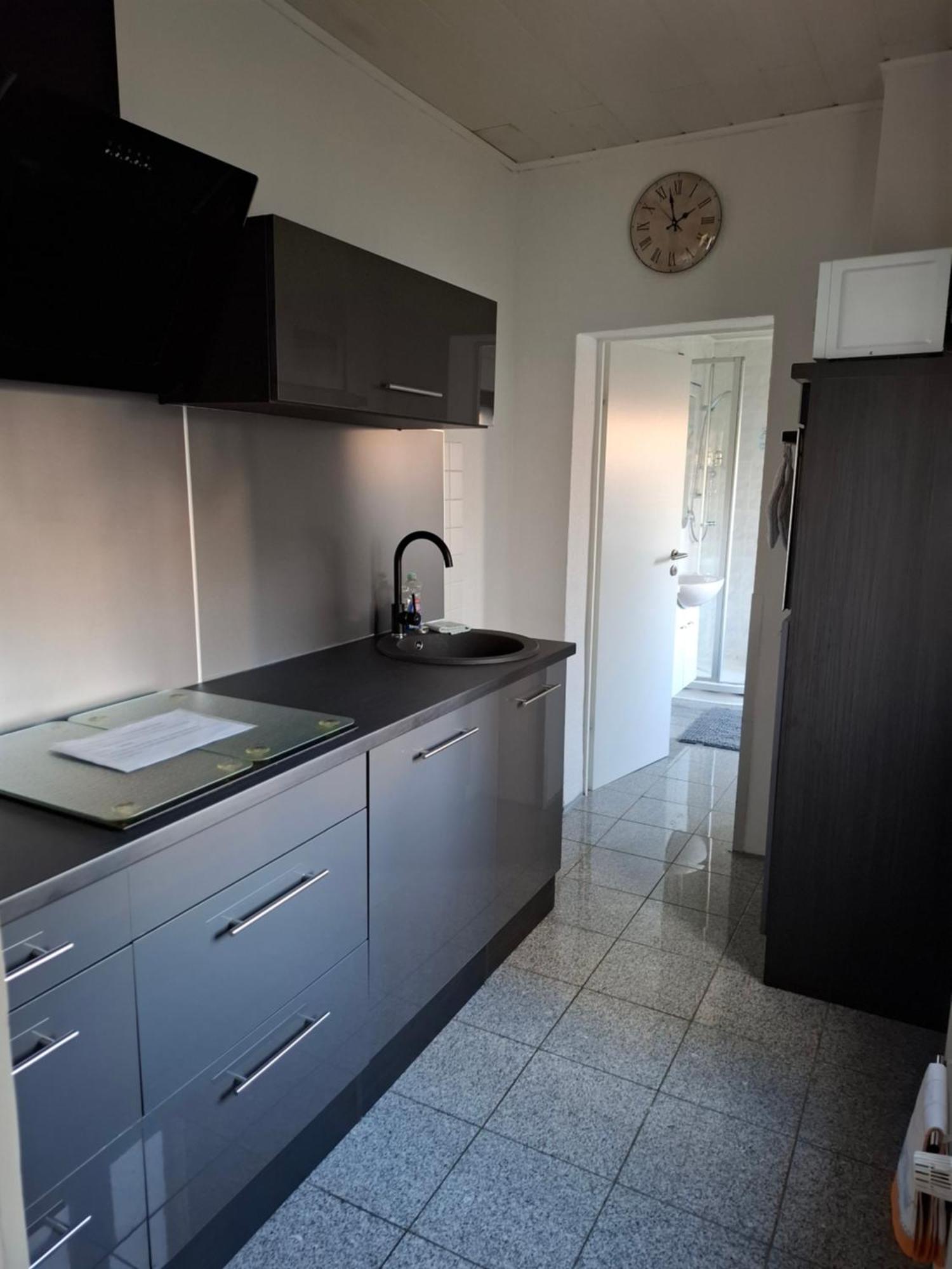 Schoene 3 Zi. Ferienwohnung Vor Den Toren Frankfurt Dreieich Eksteriør bilde